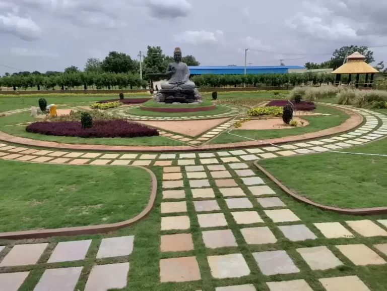 Plot for Sale in NSR County, Peddapur